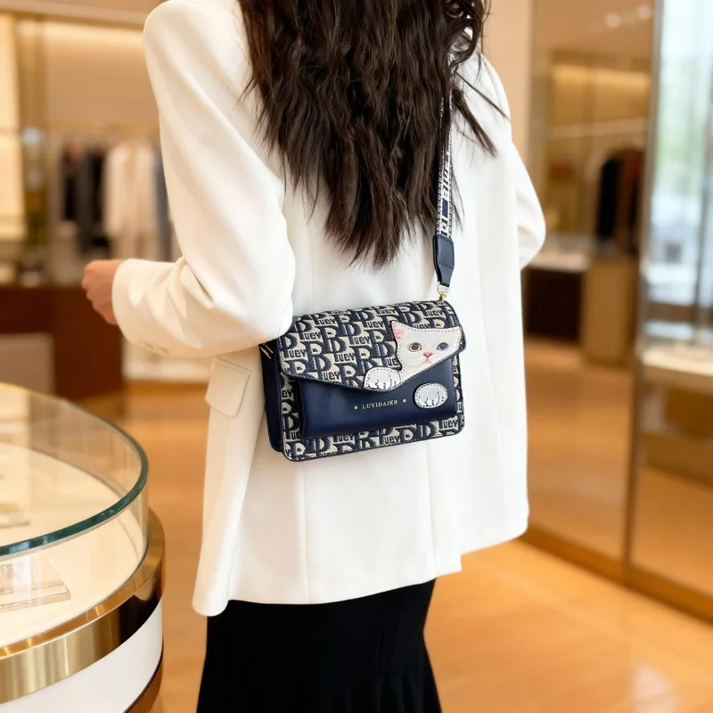 Classic Luxury Vintage Diaper  - Luxury Bags Best recension och pris