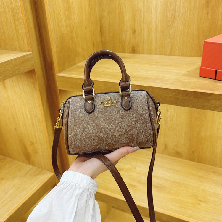 Vintage Luxury Crossbody Diape - Luxury Bags Logo recension och pris