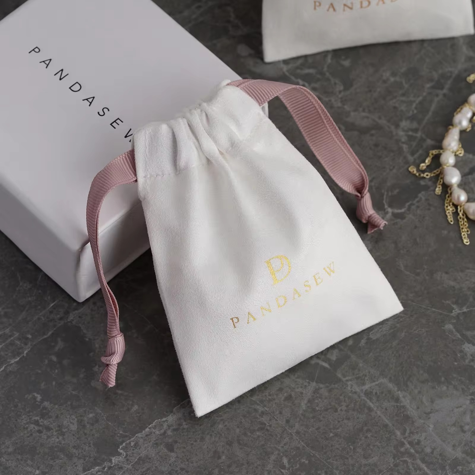Custom Logo Luxury Suede Draws - Luxury Bags Logo recension och pris