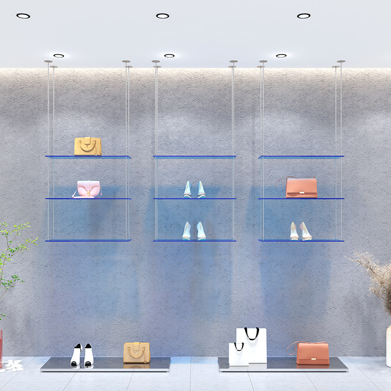 Clothing store window display  - Luxury Bags In Store recension och pris